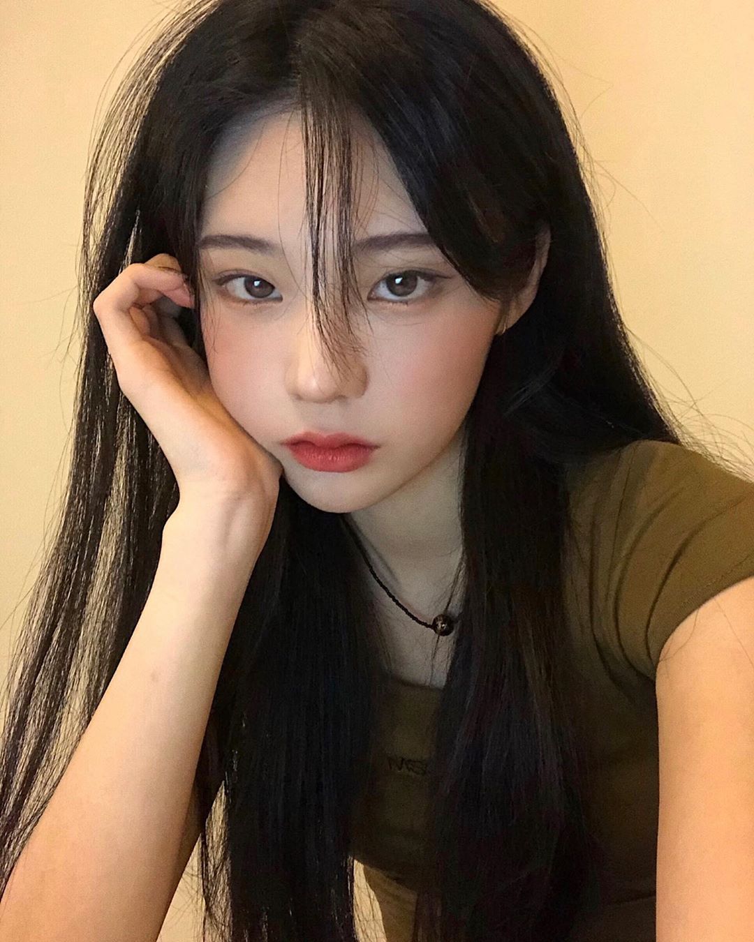 找两个女仆来家里，我现在感觉非常虚