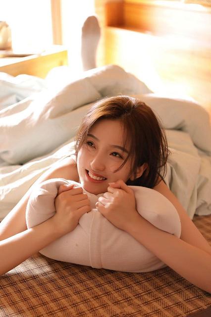 NPJS-169 現代の大人びている高身長女の子と援交ホテル中出し 女子校生もも