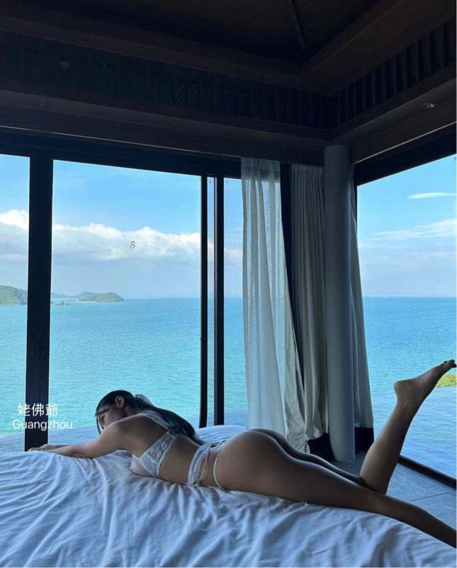 水果派解说与姨共浴-和小时候一起洗过澡的叔母再次入浴侄子又开心又羞耻